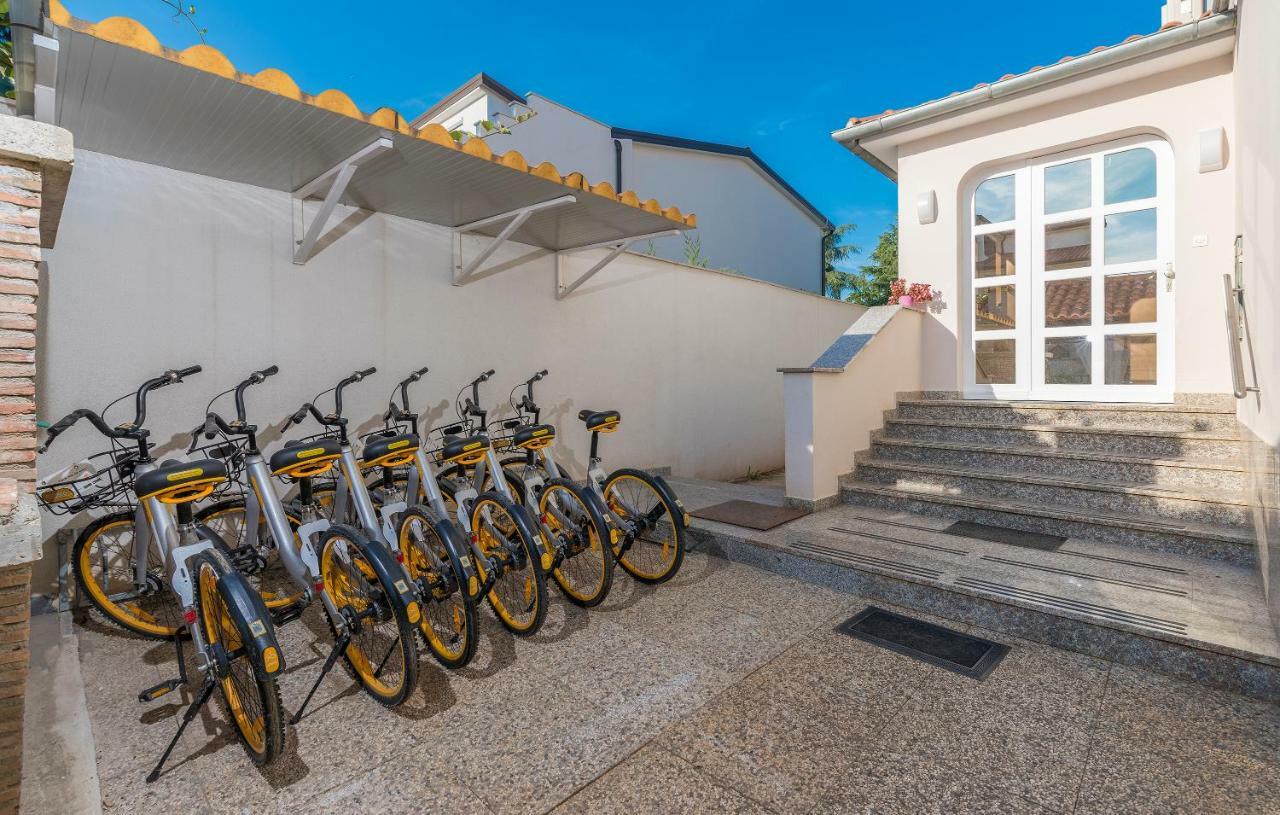 Apartments Vita Poreč Buitenkant foto
